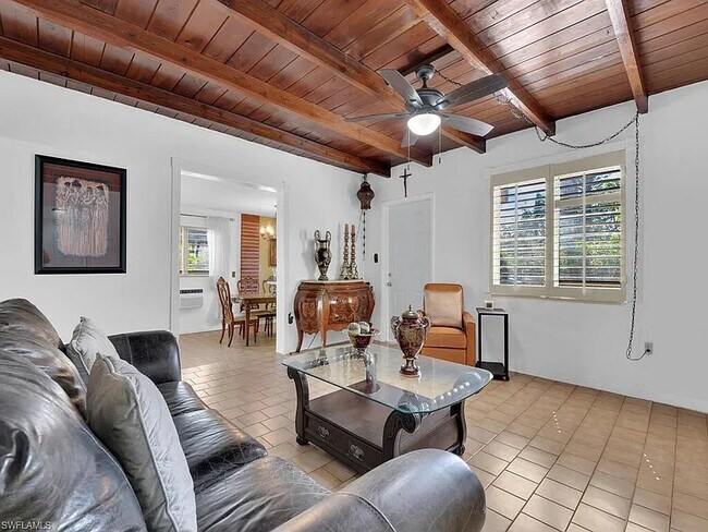 Foto del edificio - 1227 Trail Terrace Dr