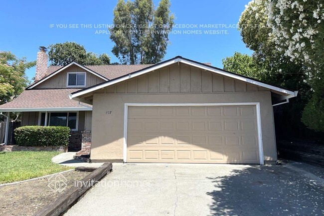 Building Photo - 497 Burlington Dr