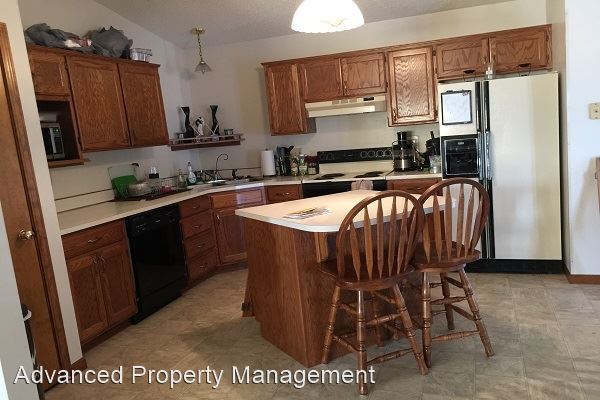 3 br, 1 bath House - 301 Hackberry Avenue photo'