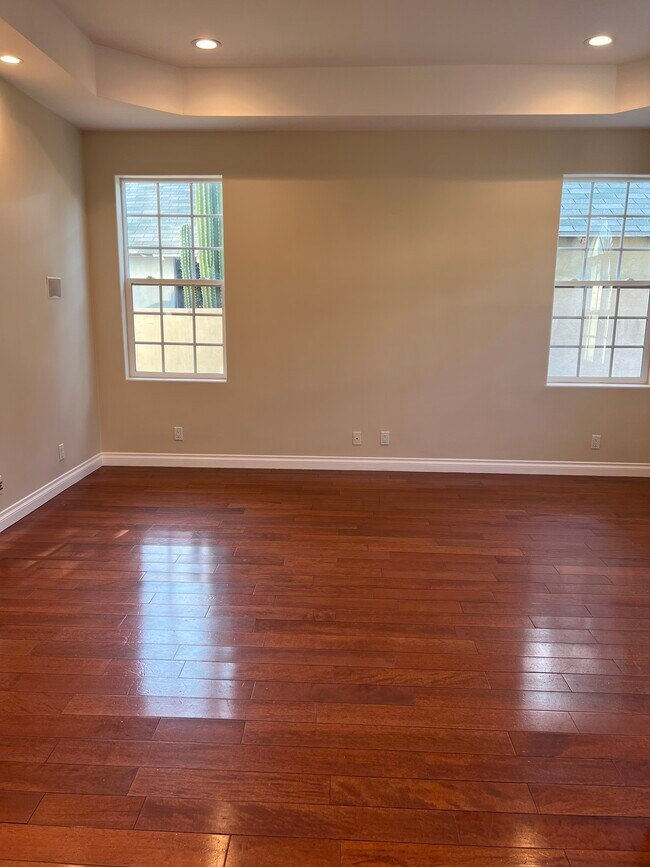 Foto del edificio - 2316 Maple Ave