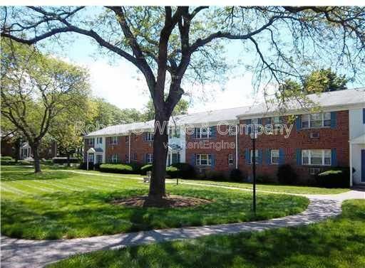 Foto del edificio - 10 Colonial Ct