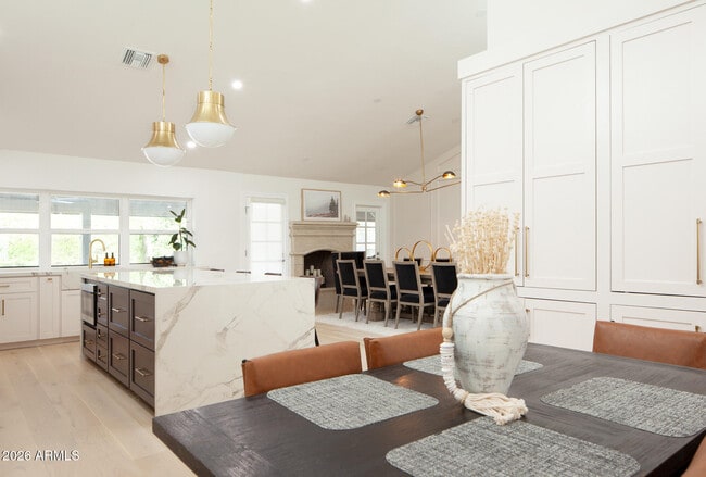 Building Photo - 9002 N 81st St