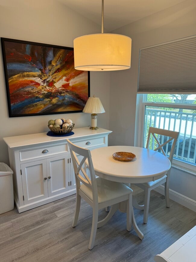 Building Photo - 20730 Country Creek Dr