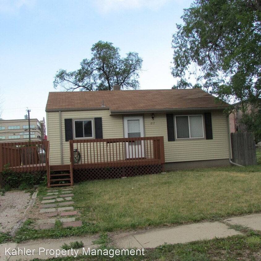 Primary Photo - 3 br, 1 bath House - 617 St Francis