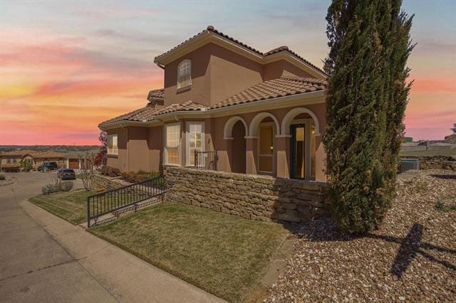 Building Photo - 7713 Lakeview Cir