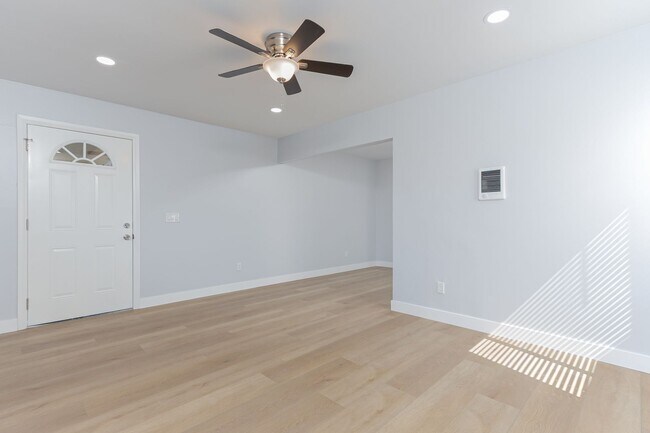 Foto del edificio - 3168-3170 Mandan Way