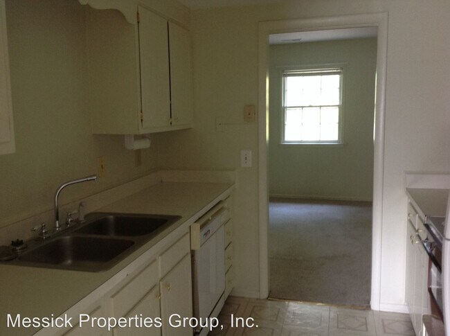 Foto del edificio - 3 br, 2.5 bath House - 2942-C St. Mark's Road