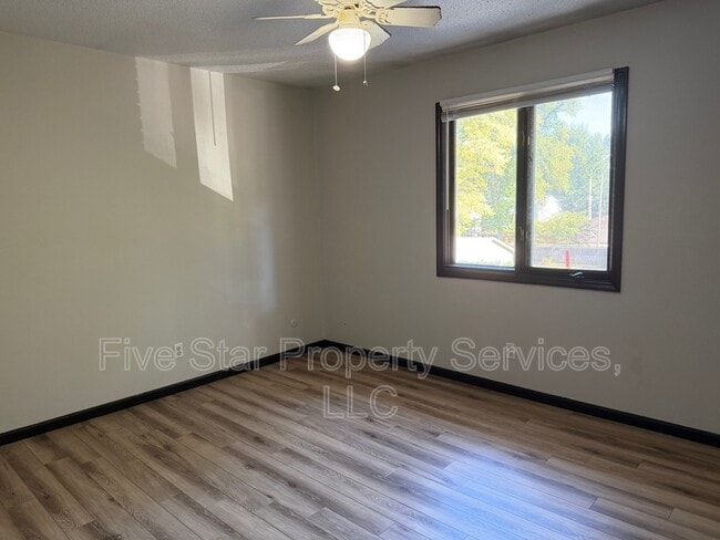 Foto del edificio - 1224 W Monroe St