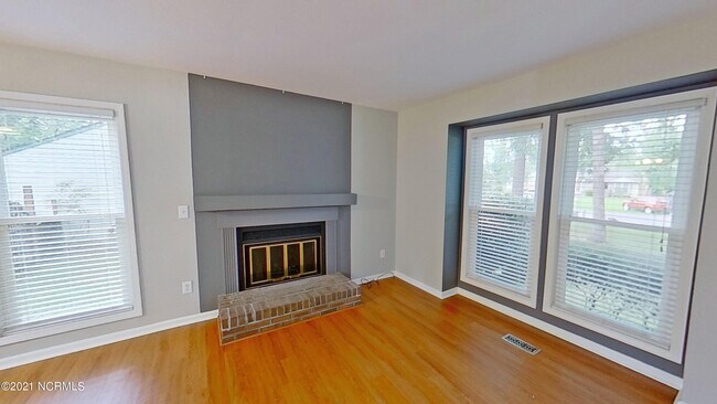 Building Photo - 1116 Boone Ln