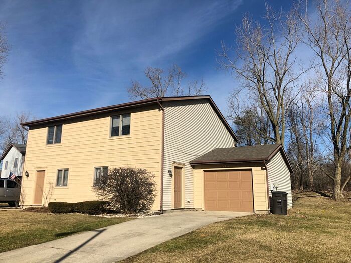 Primary Photo - Two bedroom condo near Glenbrook Mall!