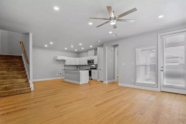 Foto del edificio - 5018 Villas Dr