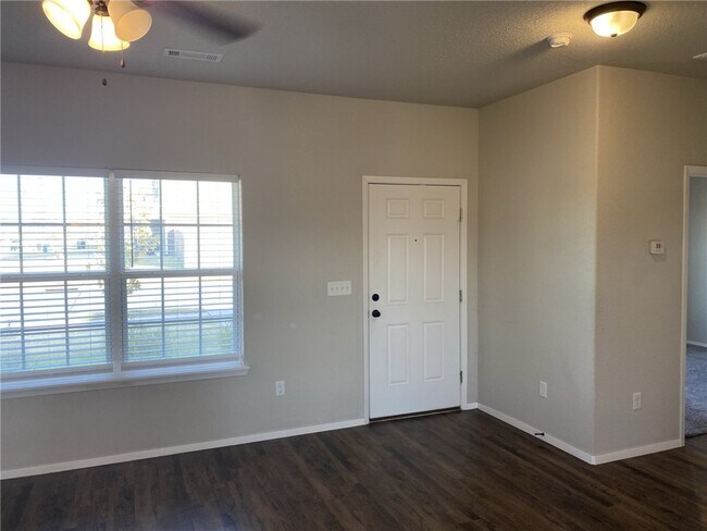 Foto del edificio - 6611 SW Warrington Rd