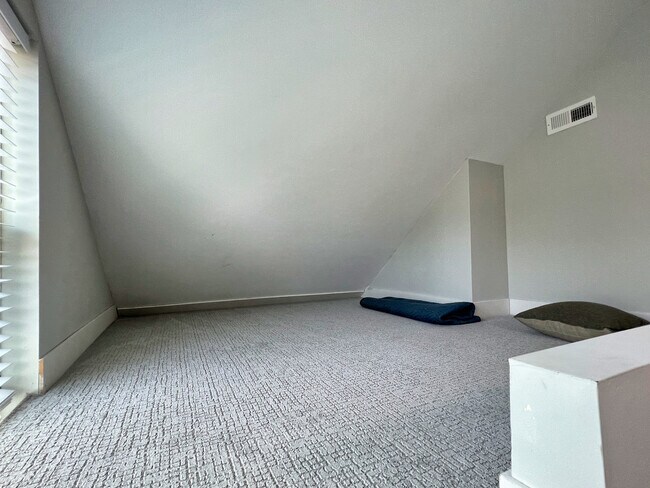 Foto del edificio - 2702 S Homan Ave