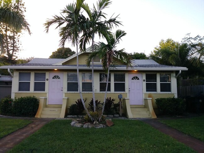Building Photo - 213-215 Ocean Breeze