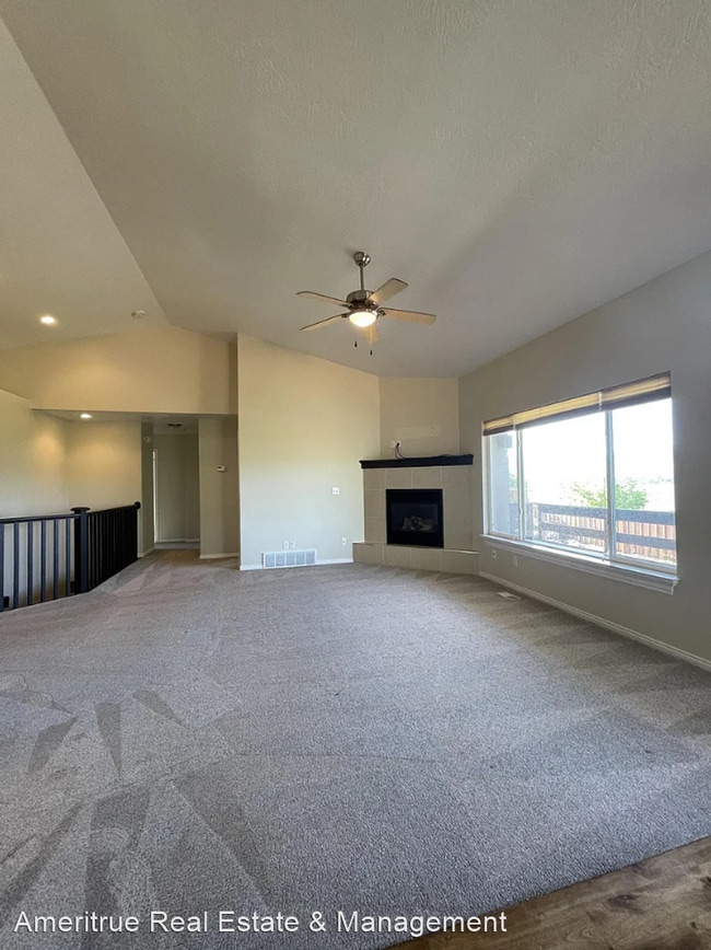 Building Photo - 5 br, 3 bath House - 628 E. 260 S.