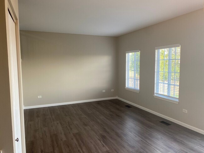 Foto del edificio - 1108 Burns Ln