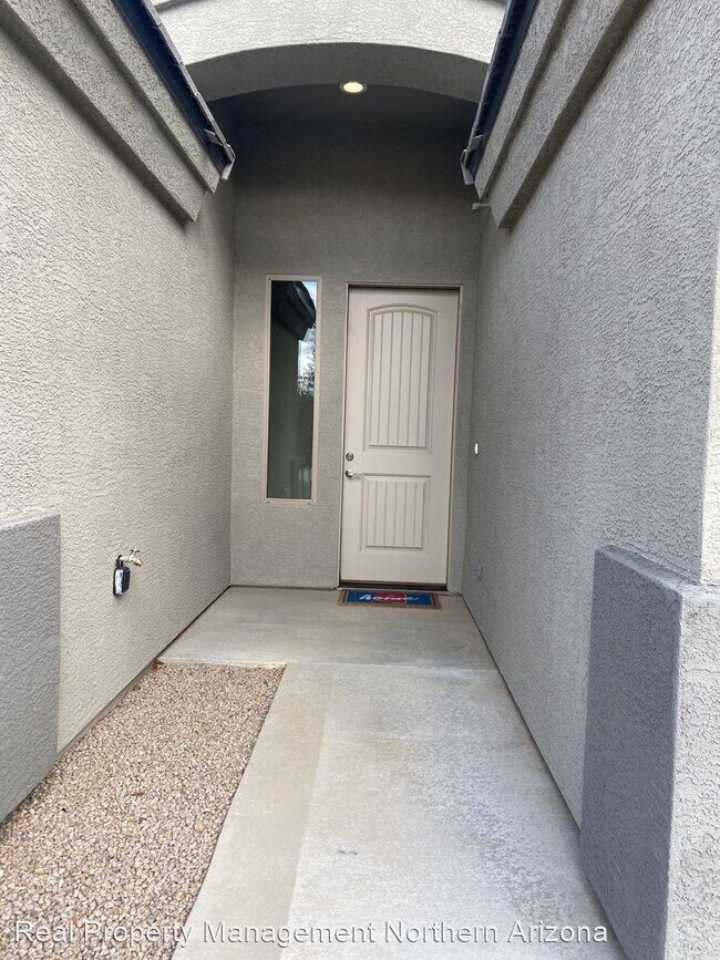 Foto del edificio - 3 br, 2 bath House - 4836 N. Neal Ranch Rd.
