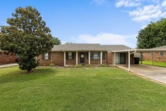 Building Photo - 209 Wisconsin Ave