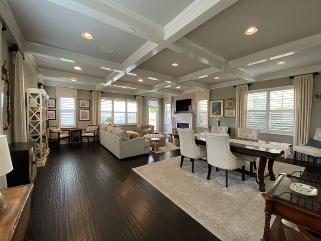 Building Photo - 3BD Home with Amazing Panoramic Ocean Views!