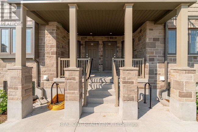 Photo du bâtiment - 85 Mullin Dr