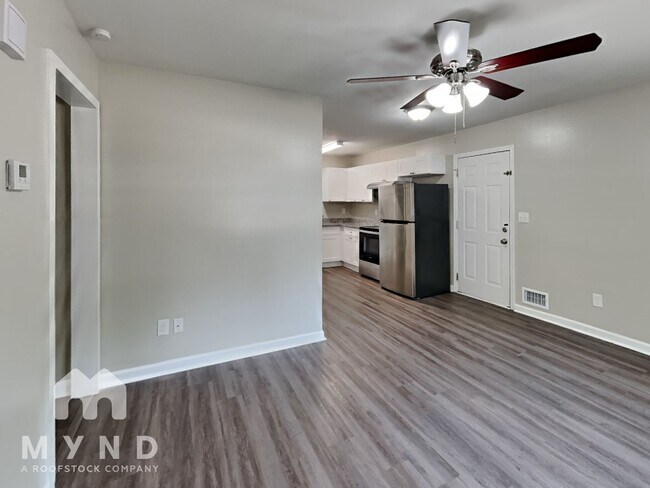 Building Photo - 2298 Brackett Rd