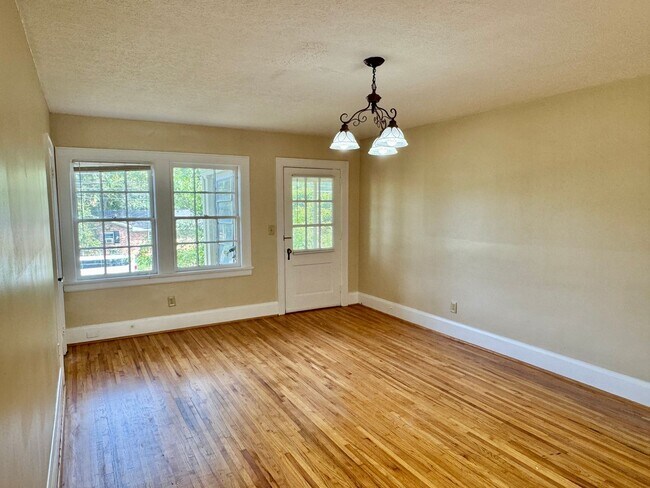 Foto del edificio - Delightful 2-Bedroom