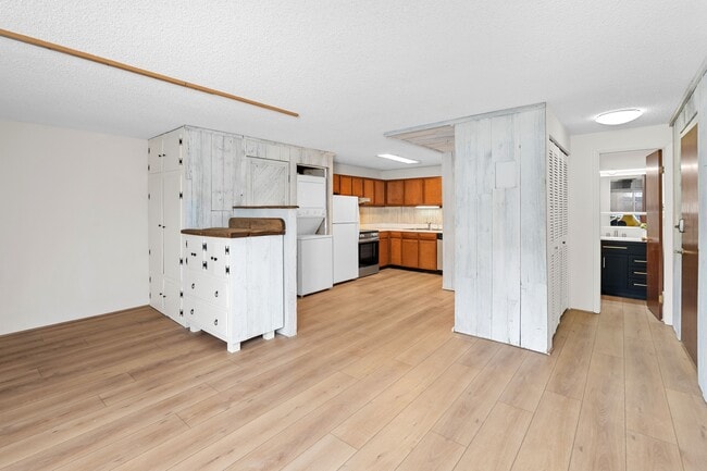 Foto del edificio - 700 S Monarch St