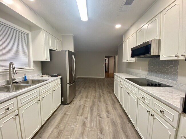 Foto del edificio - Single-family home on Hilton Head Island with NO HOA!