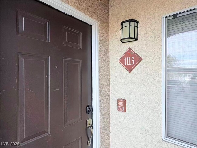 Building Photo - 7885 W Flamingo Rd