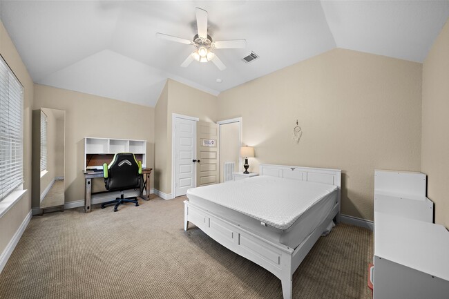 Foto del edificio - 22634 Cascade Springs Dr