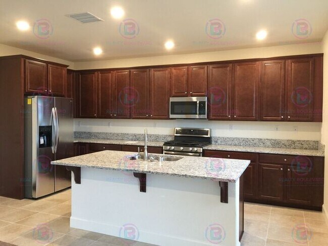 Building Photo - 1/2 Month Free! 3 Bedroom 2 Bath Home Home in Wingfield!!