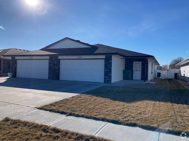 Building Photo - 814 G Avenue Pl