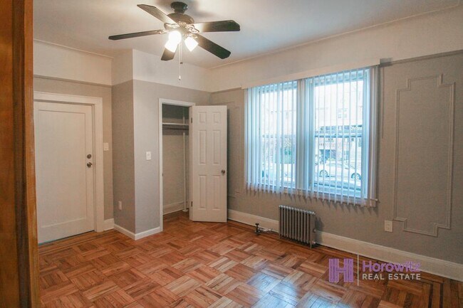 Foto del edificio - 34-30 Crescent St