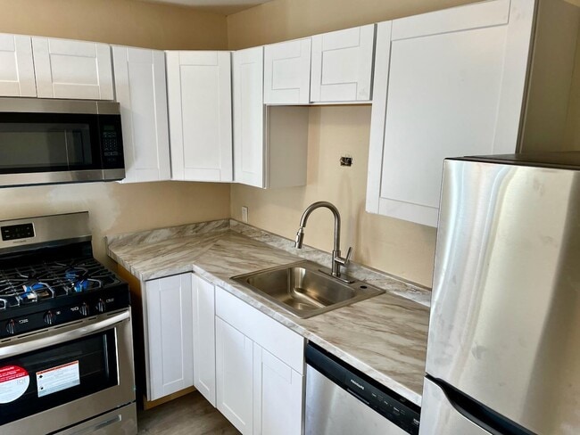 Foto del edificio - 3509 Vail Ave SE