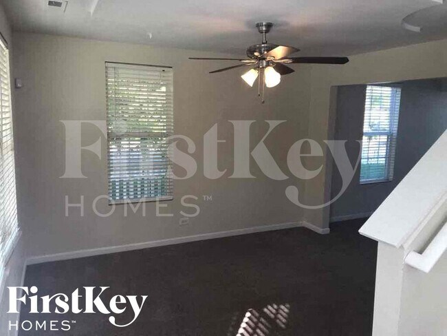 Foto del edificio - 1151 Serendipity Dr