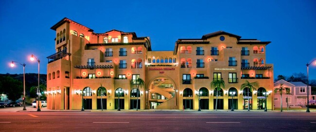 Foto del edificio - LA Colorado Terrace - A Senior 55+ Community