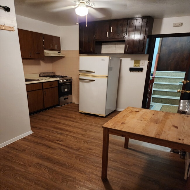 Foto del edificio - 1025 Christian St