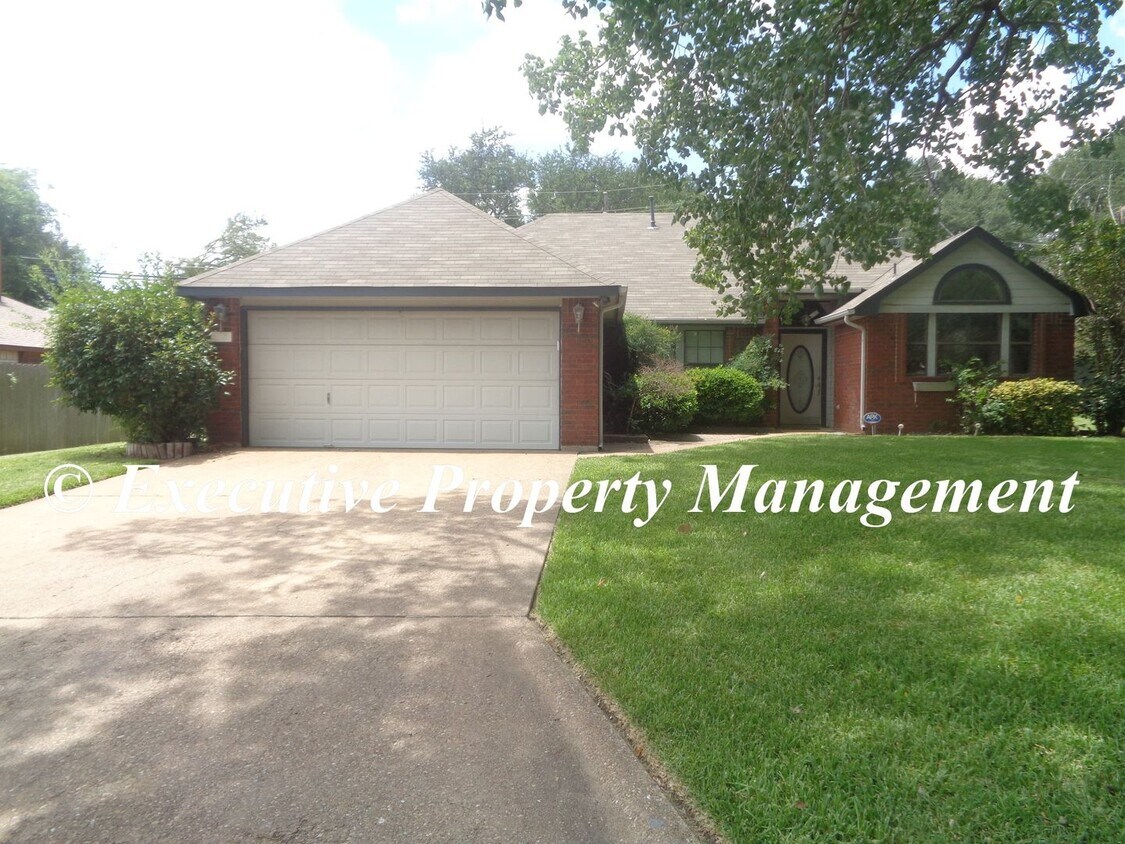 Primary Photo - 2200 Heights Drive Harker Heights, TX 76548