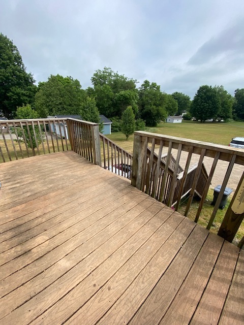 Private Deck - 325 S Sherwood Ave