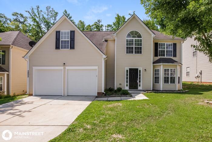 Foto principal - 3802 Pauline Ln, Charlotte, NC 28216