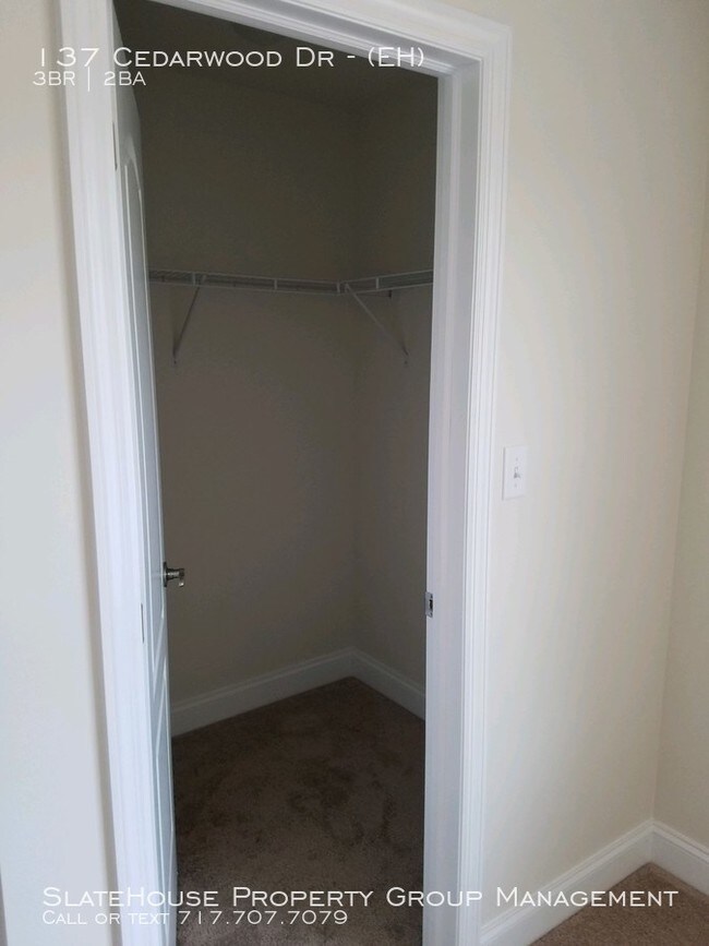 Building Photo - 137 Cedarwood Dr