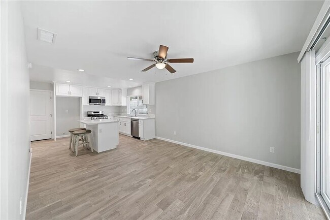 Foto del edificio - Riverside