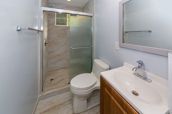 Building Photo - 5202 Woodman Ave