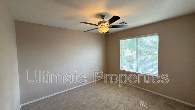 Building Photo - 21123 N 82nd Ave
