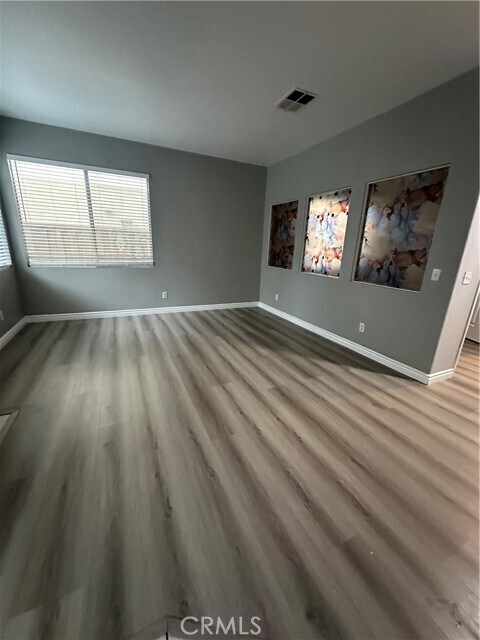 Building Photo - 9420 Shadowbrook Dr
