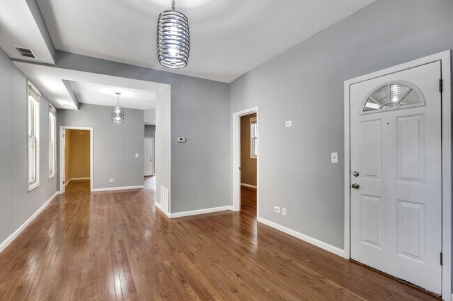 Foto del edificio - 2843 W Lyndale St