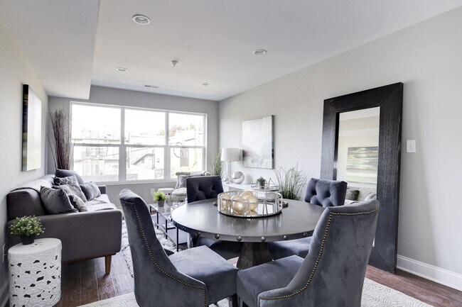 Living + Dining - 1920 3rd St NE