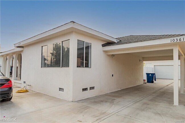 Building Photo - 2 br, 2 bath Duplex - 10359 Telfair Ave