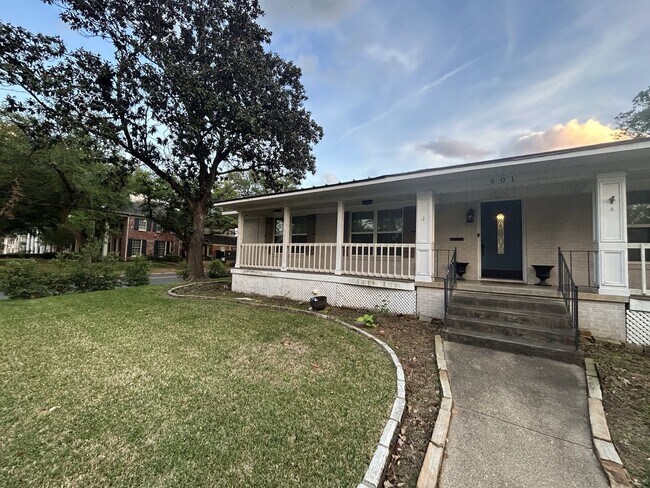Foto del edificio - 601 Linden St