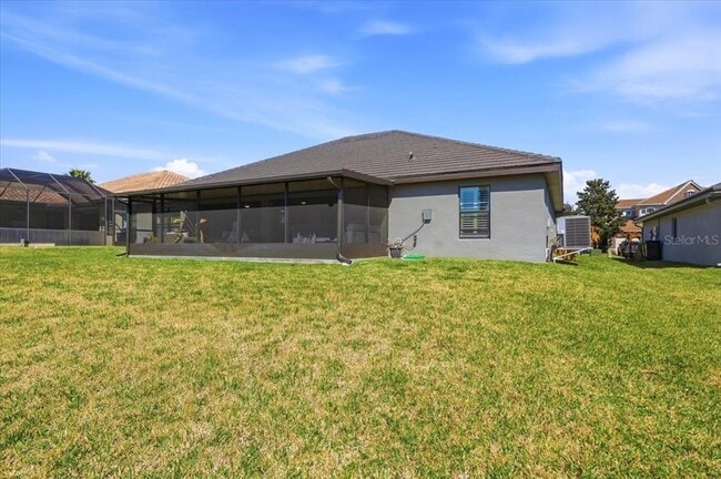 Building Photo - 331 Cres Ridge Rd